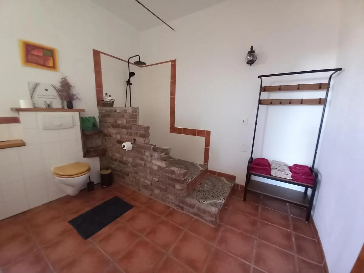 El Retiro - Casa Vibrante Villa Pilar de Jaravia